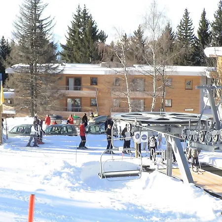 Au Pied Des Pistes Et Du Park Nordique * 尚鲁斯